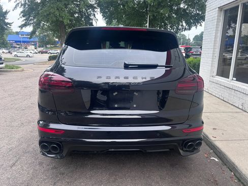 Used 2016 Porsche Cayenne GTS AWD/4WD image 6