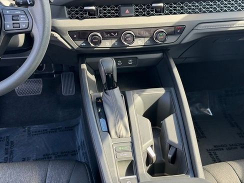 Certified 2023 Honda Accord EX image 20