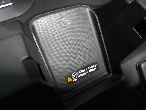 Used 2022 GMC Sierra 1500 AT4 w/ AT4 Preferred Package AWD/4WD image 22