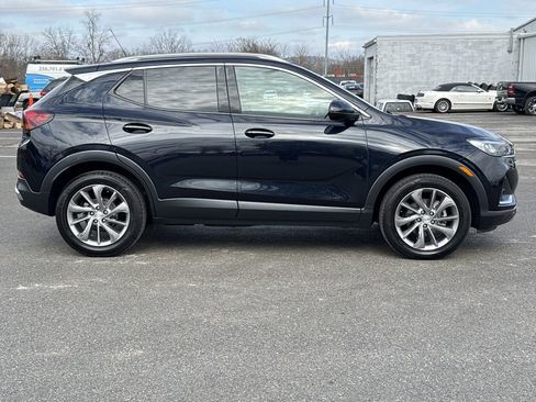 Used 2021 Buick Encore GX Essence w/ Advanced Technology Package image 2