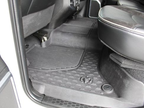 Used 2023 RAM 2500 Laramie AWD/4WD image 50