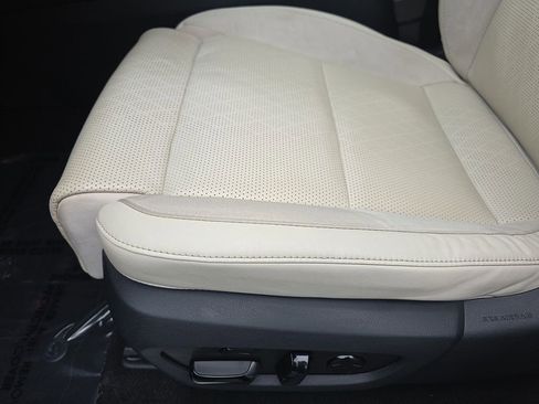 Used 2023 Lexus RX 350 image 36