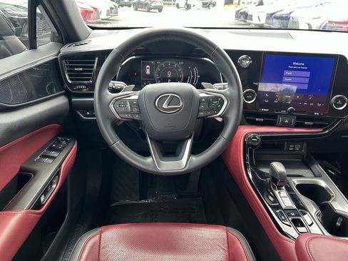 Used 2023 Lexus NX 250 FWD w/ Towing Package (2000 Lbs) image 21