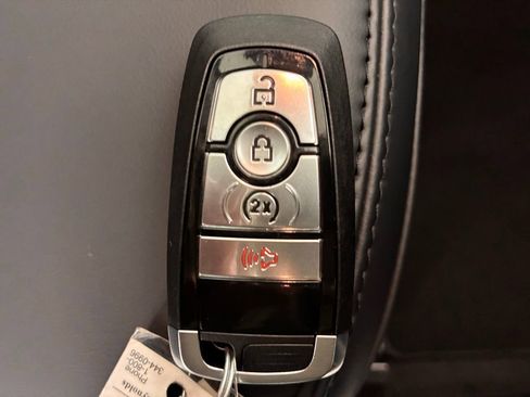 New 2025 Ford Maverick Lariat w/ Black Appearance Package image 36