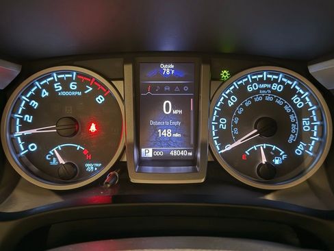 Used 2017 Toyota Tacoma SR5 image 15