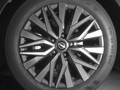 Used 2025 Nissan Altima 2.5 SV image 12