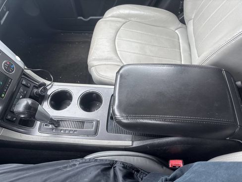 Used 2011 Chevrolet Traverse LTZ w/ LPO, 'HIT The Road' Package image 25