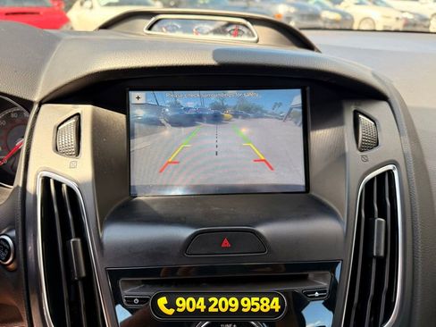 Used 2018 Ford Focus ST w/ Equipment Group 401A FWD image 17