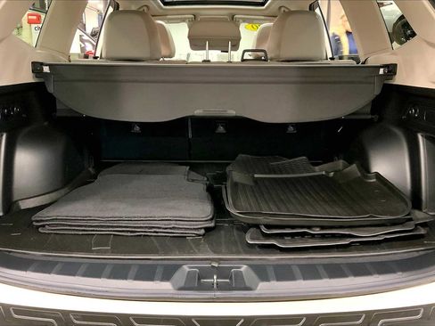 Used 2020 Subaru Forester Limited image 35