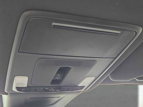 Used 2025 Honda CR-V Sport-L image 32