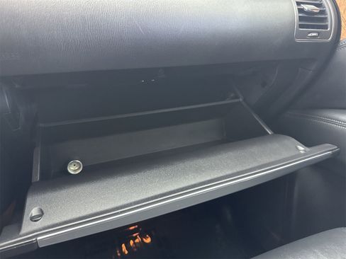 Used 2021 Nissan Armada SL w/ Captain's Chairs Package image 24