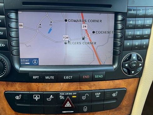 Used 2008 Mercedes-Benz E 350 4MATIC w/ Premium Pkg 1 image 14