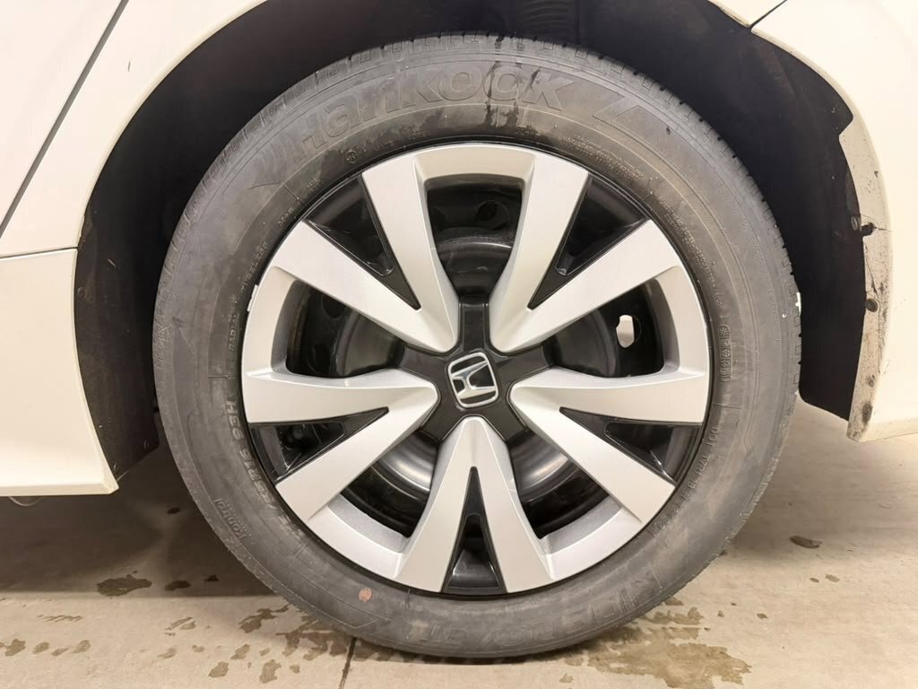 Certified 2024 Honda Civic LX image 19