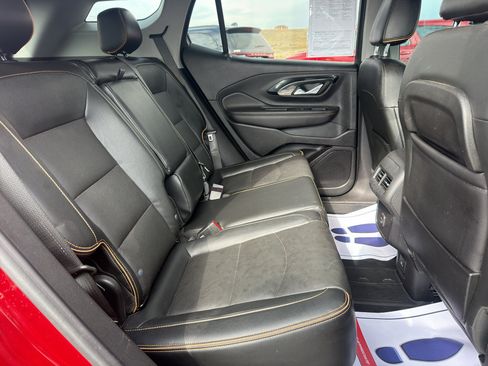 Used 2023 GMC Terrain AT4 w/ Tech Package AWD/4WD image 12
