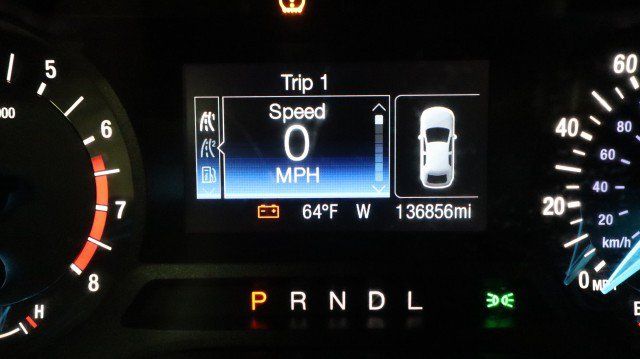 Used 2017 Ford Fusion SE FWD image 17