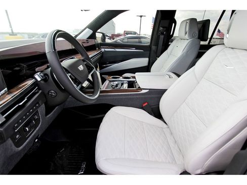 New 2025 Cadillac Escalade Sport Platinum w/ LPO, ONYX Package image 6