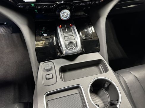 Used 2026 Acura MDX w/ Technology Package FWD image 31