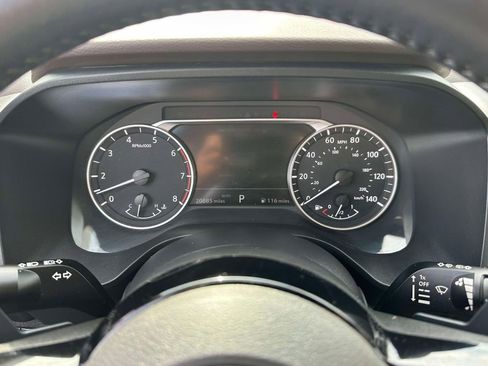 Used 2023 Nissan Rogue SV w/ SV Premium B Package image 25