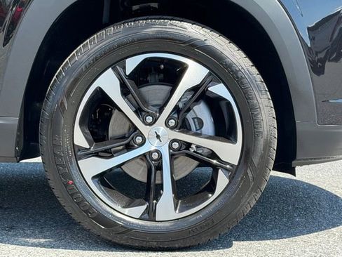 New 2026 Chevrolet Trax RS w/ Sunroof Package FWD image 16