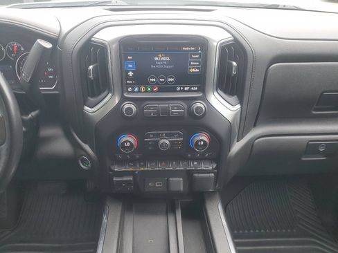 Used 2021 Chevrolet Silverado 1500 LTZ w/ LTZ Convenience Package II AWD/4WD image 9
