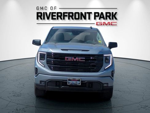 New 2026 GMC Sierra 1500 Elevation AWD/4WD image 8