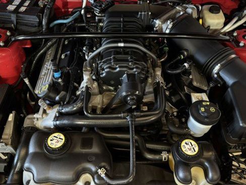 Used 2007 Ford Mustang Shelby GT500 RWD image 33