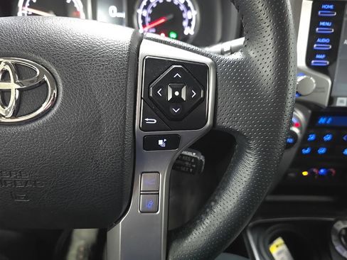 Used 2021 Toyota 4Runner Limited image 21