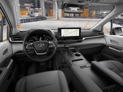 New 2026 Toyota Sienna XLE AWD/4WD image 19