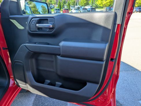 Used 2022 Chevrolet Silverado 1500 Custom Trail Boss w/ Safety Confidence Package AWD/4WD image 38