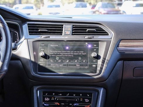 Used 2022 Volkswagen Tiguan SEL R-Line image 14