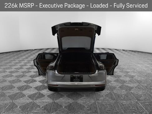 Used 2020 Porsche Panamera Turbo S Executive image 9