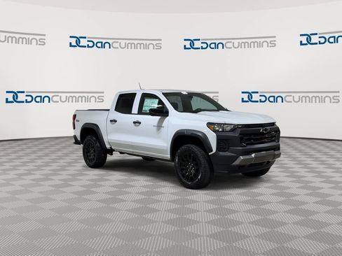 New 2026 Chevrolet Colorado Trail Boss AWD/4WD image 3