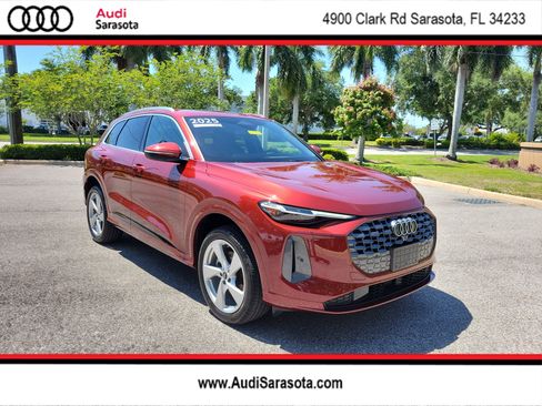 Used 2025 Audi Q5 Premium Plus w/ Premium Plus image 1