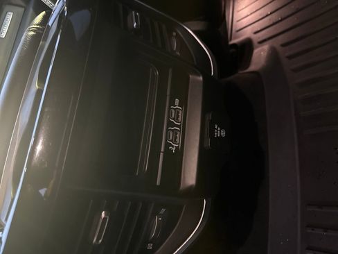 Used 2020 RAM 1500 Laramie w/ Sport Appearance Package image 35