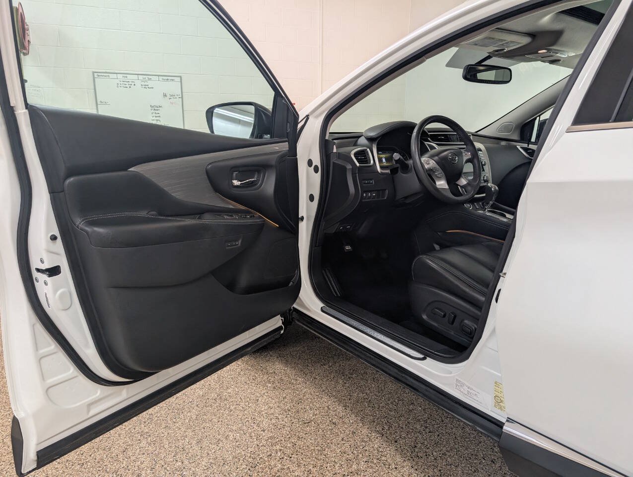 Used 2016 Nissan Murano SL AWD/4WD image 6