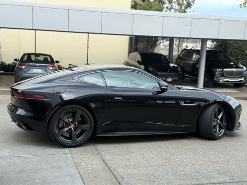 Used 2018 Jaguar F-TYPE 400 Sport image 4