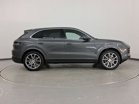 New 2026 Porsche Cayenne E-Hybrid image 8