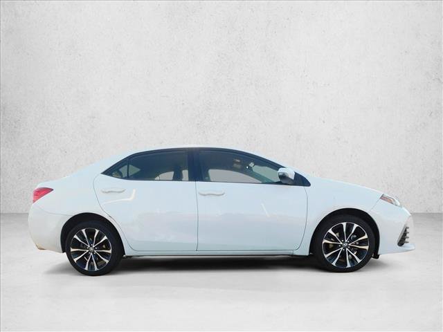 Used 2017 Toyota Corolla SE w/ Carpet Mat Package (TMS) FWD image 4
