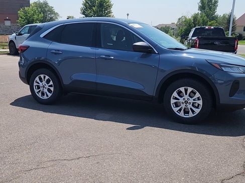 Certified 2024 Ford Escape Active AWD/4WD image 12
