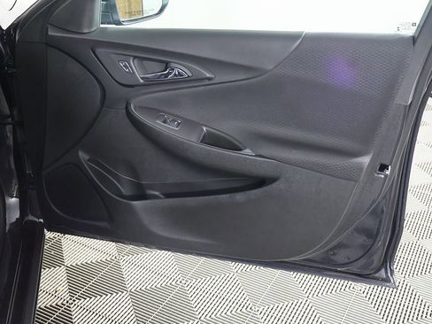 Used 2023 Chevrolet Malibu LT FWD image 18