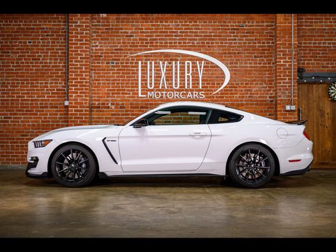 Used 2017 Ford Mustang Shelby GT350 w/ Electronics Package image 2