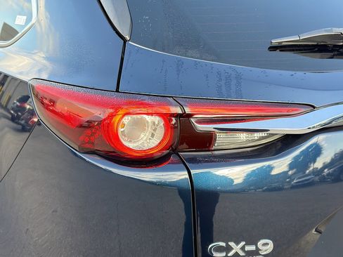 Used 2021 MAZDA CX-9 Touring w/ Touring Premium Package image 10