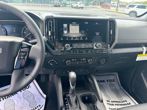 New 2027 Nissan Frontier SV w/ All-Weather Content Package AWD/4WD image 15