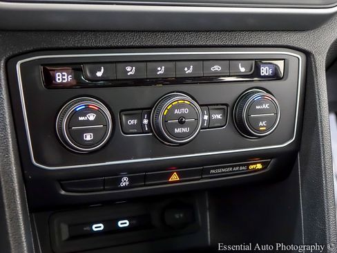 Used 2021 Volkswagen Atlas Cross Sport SE FWD image 23