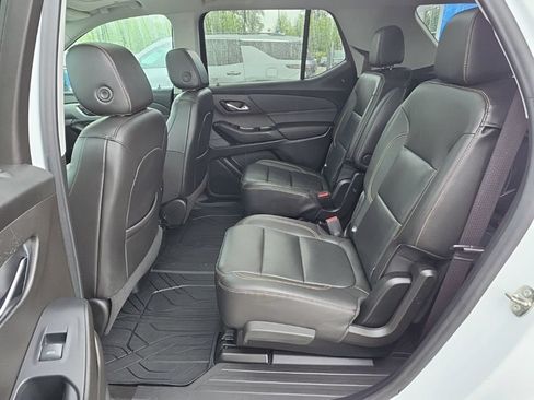 Used 2021 Chevrolet Traverse RS AWD/4WD image 30