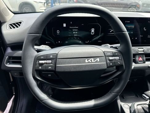 Used 2025 Kia K4 EX FWD image 15
