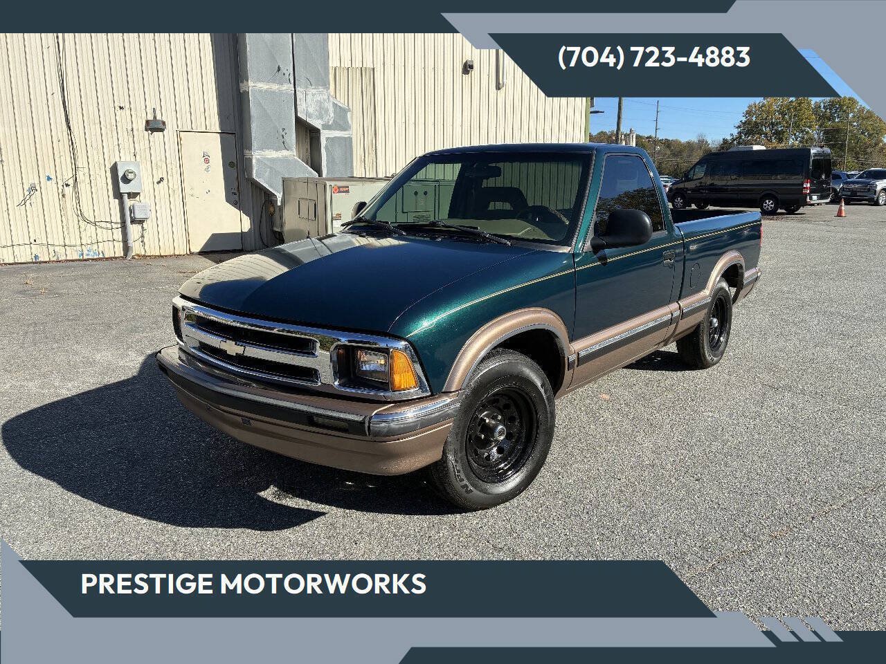 Used 1996 Chevrolet S10 Pickup LS RWD image 1