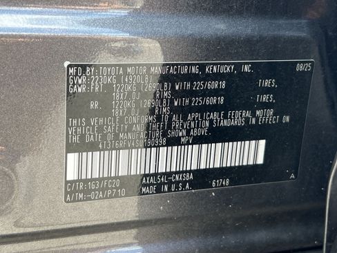 Used 2025 Toyota RAV4 SE AWD/4WD image 29