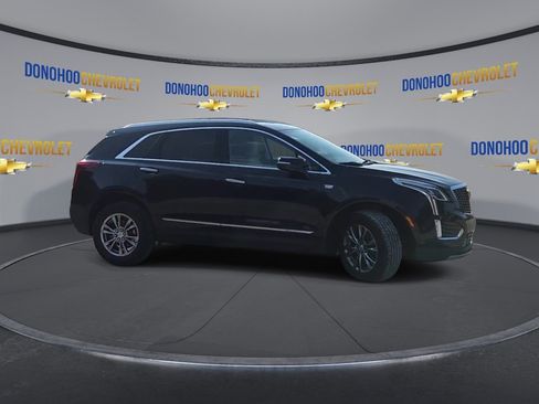 Used 2021 Cadillac XT5 Premium Luxury FWD image 9