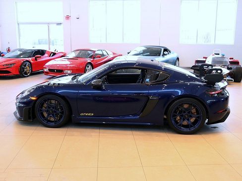 Used 2024 Porsche 718 Cayman GT4 RS image 3